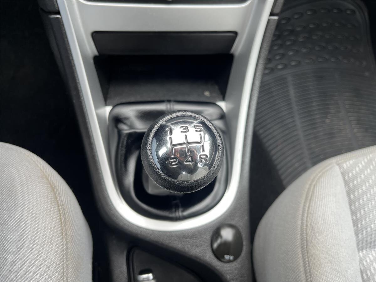 Peugeot 307 Hatchback 1,4 l 65 kw