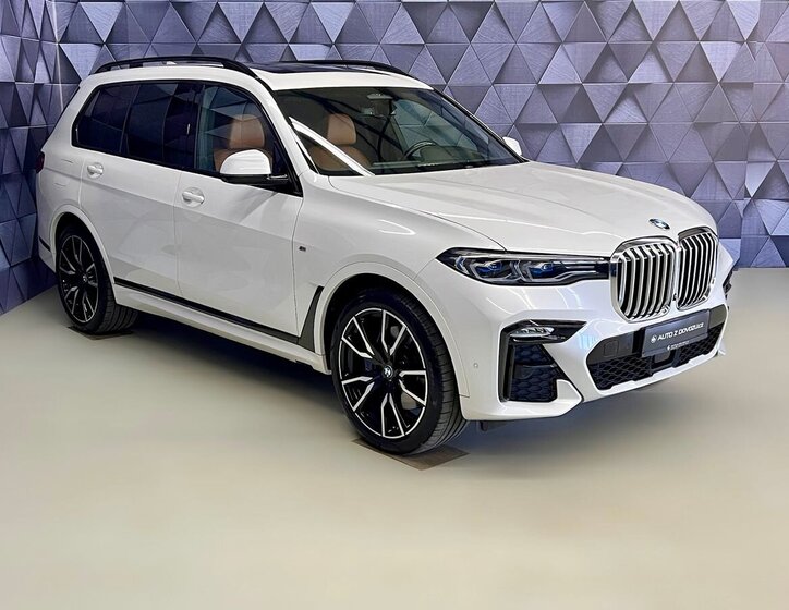 BMW X7 SUV / Terénní 3,0 l 250 kw