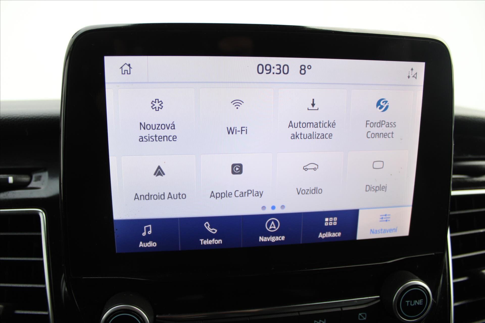 Ford Tourneo Custom MPV 2,0 l 136 kw