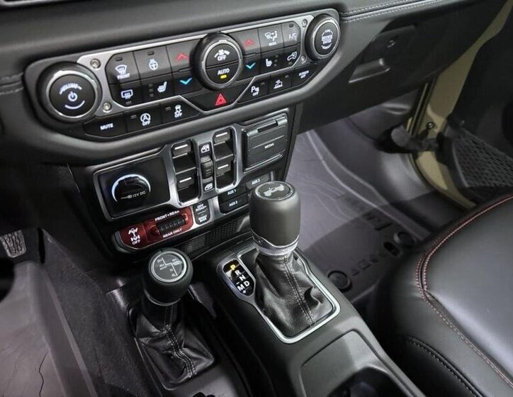 Jeep Wrangler Ostatní 2,0 l 200 kw