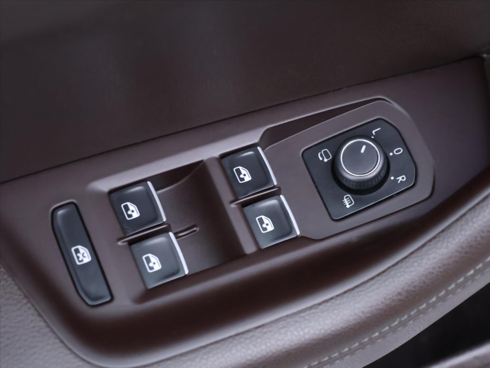 Volkswagen Passat Kombi 2,0 l 110 kw