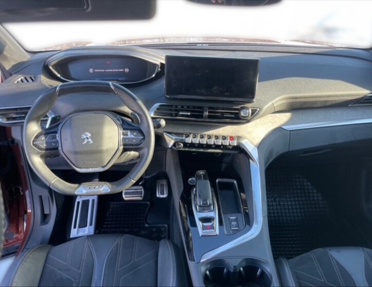 Peugeot 5008 SUV 2,0 l 130 kw