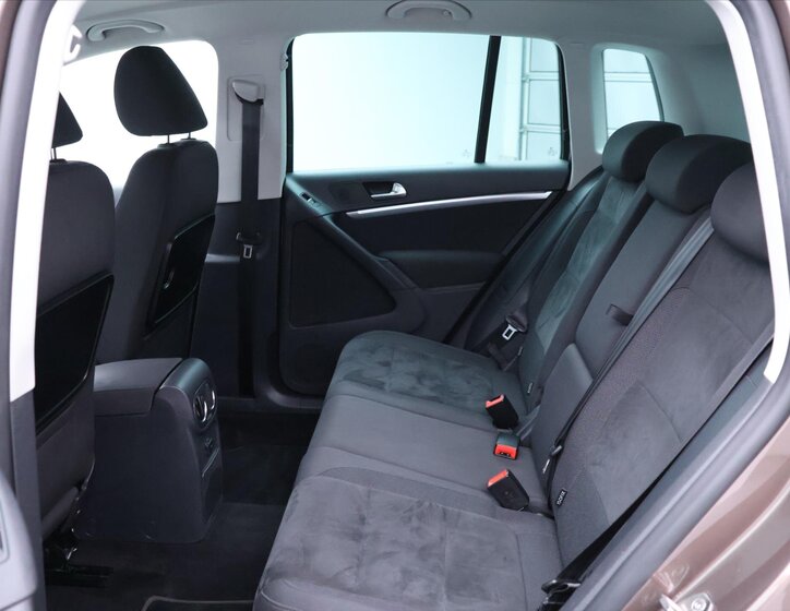 Volkswagen Tiguan 13