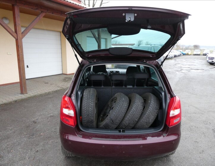 Škoda Fabia Hatchback 1,6 l 77 kw