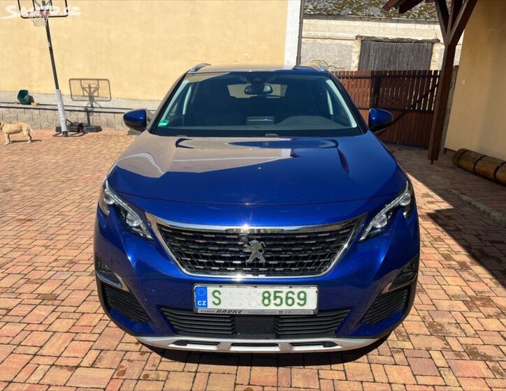 Peugeot 3008 SUV 1,2 l 96 kw