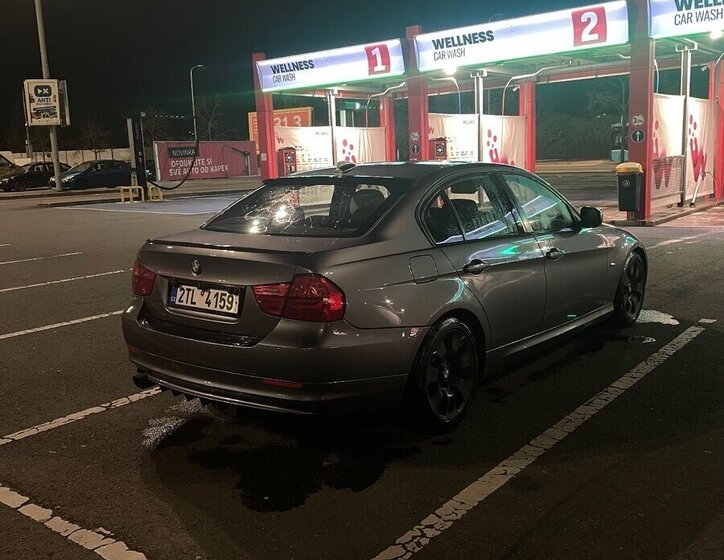 BMW Řada 3 Sedan / Limuzína 0,0 105 kw