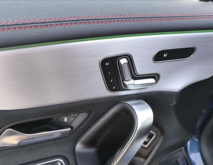 Mercedes-Benz CLA Kombi 2,0 l 110 kw