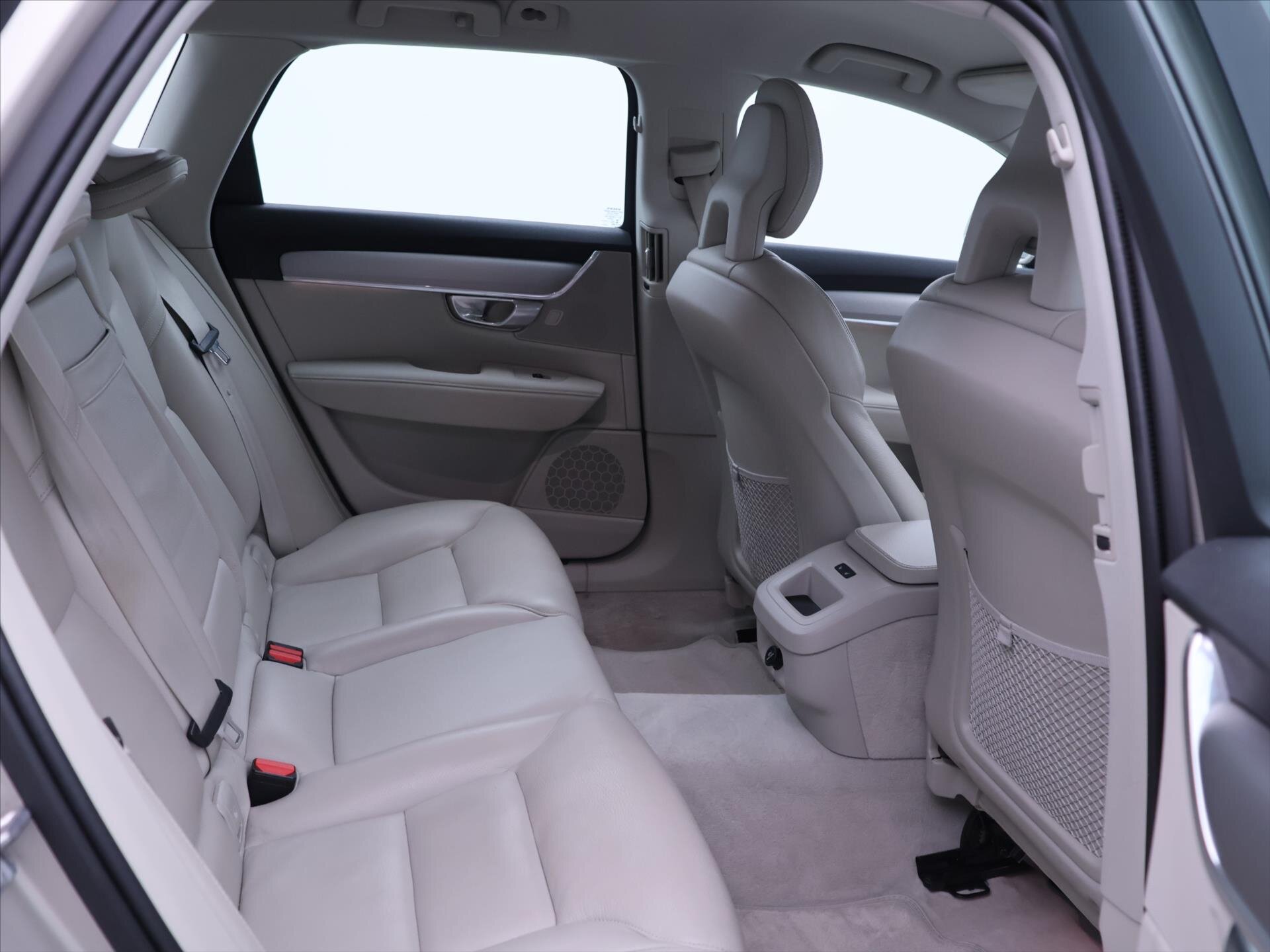 Volvo V90 Kombi 2,0 l 187 kw