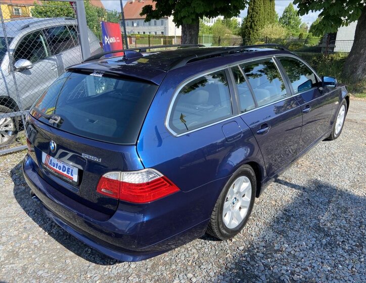 BMW Řada 5 Kombi 3,0 l 145 kw