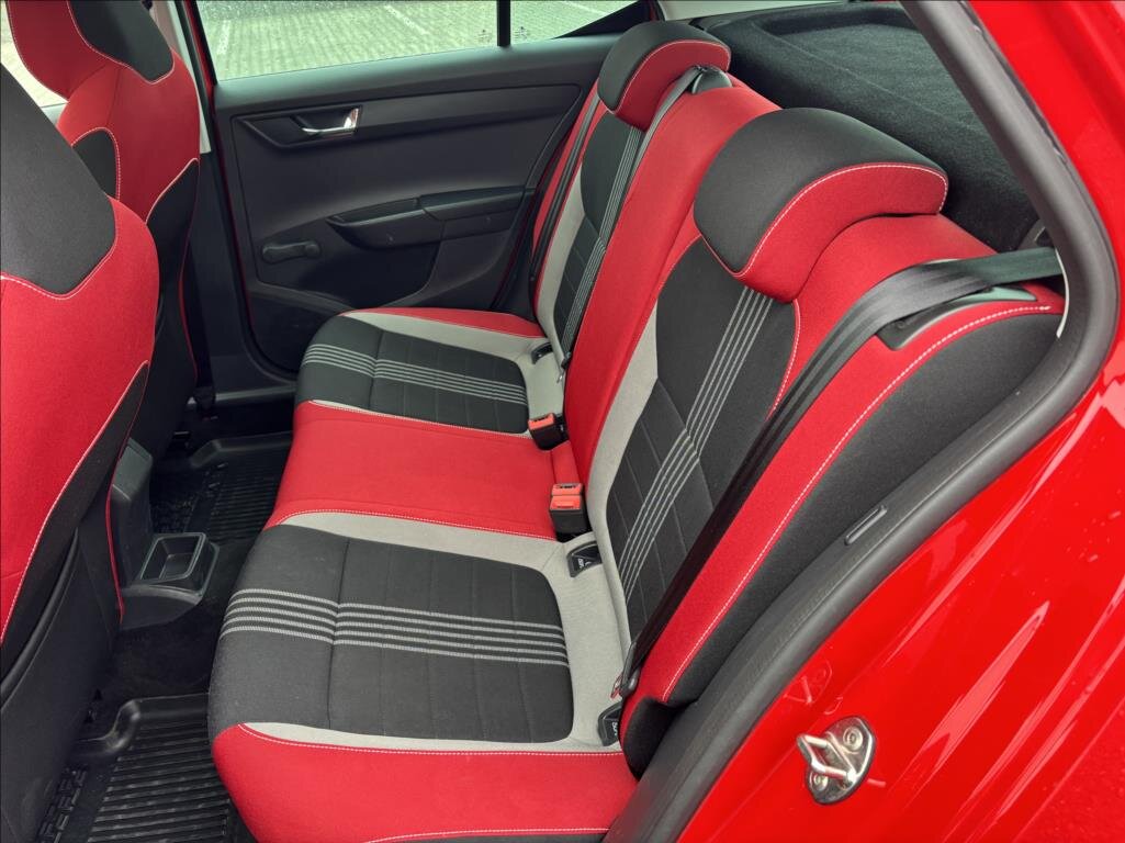 Škoda Fabia Hatchback 1,2 l 66 kw