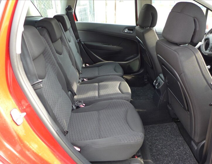 Peugeot 308 Kombi 1,6 l 80 kw