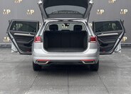 Volkswagen Passat Kombi 1,5 l 110 kw