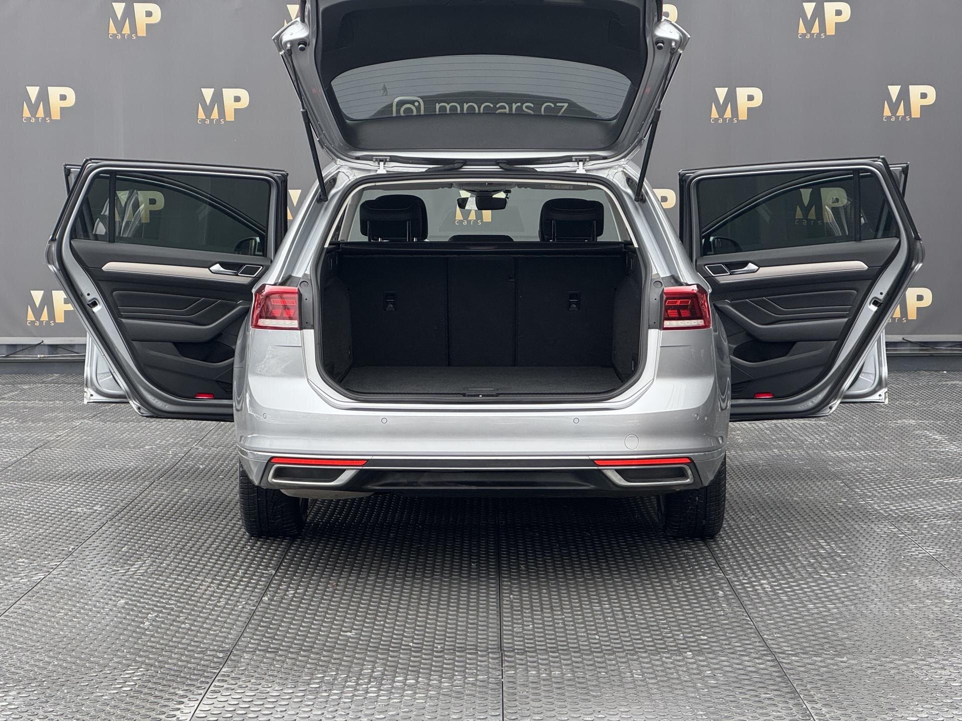 Volkswagen Passat Kombi 1,5 l 110 kw