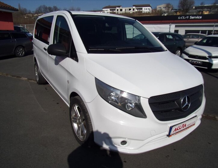 Mercedes-Benz Vito Kombi 2,1 l 120 kw