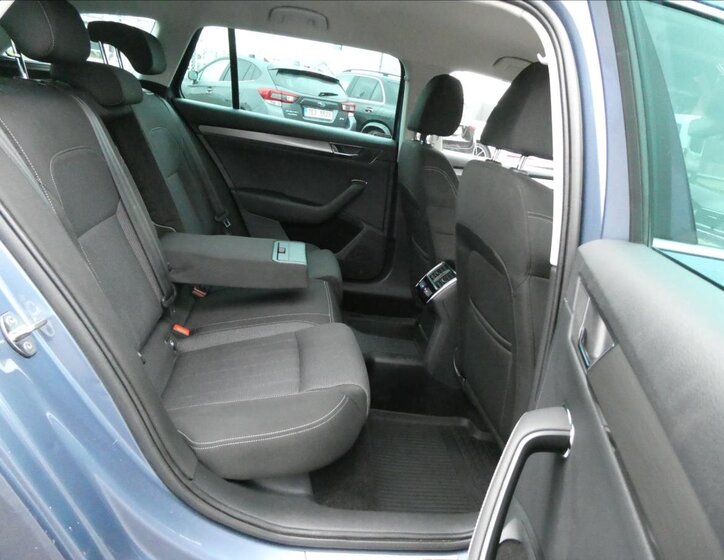 Škoda Superb Kombi 1,4 l 160 kw