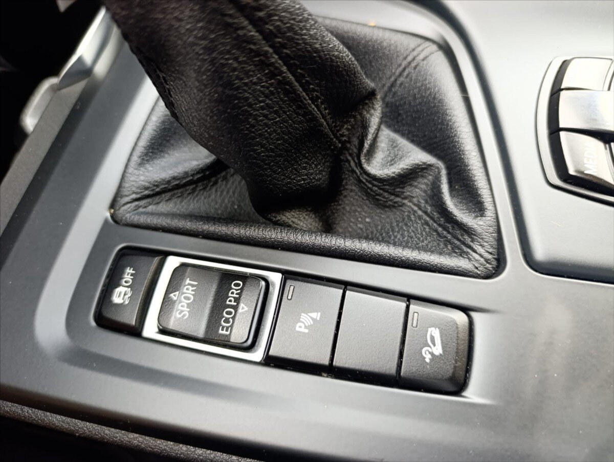 BMW X1 SUV 2,0 l 110 kw