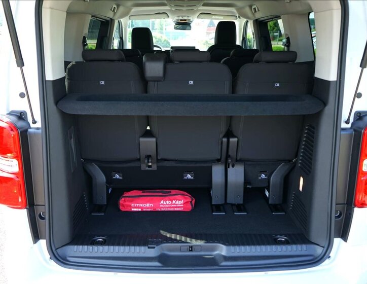 Citroën SpaceTourer MPV 2,2 l 110 kw