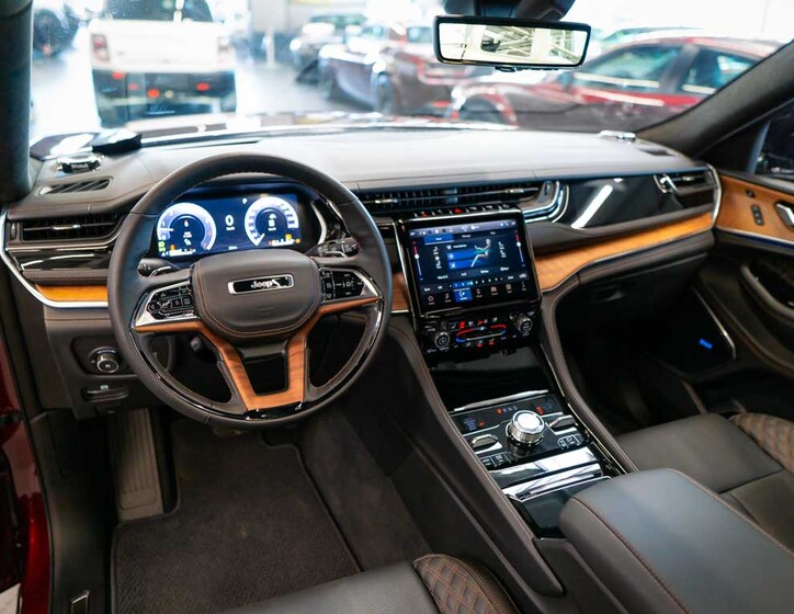 Jeep Grand Cherokee 23