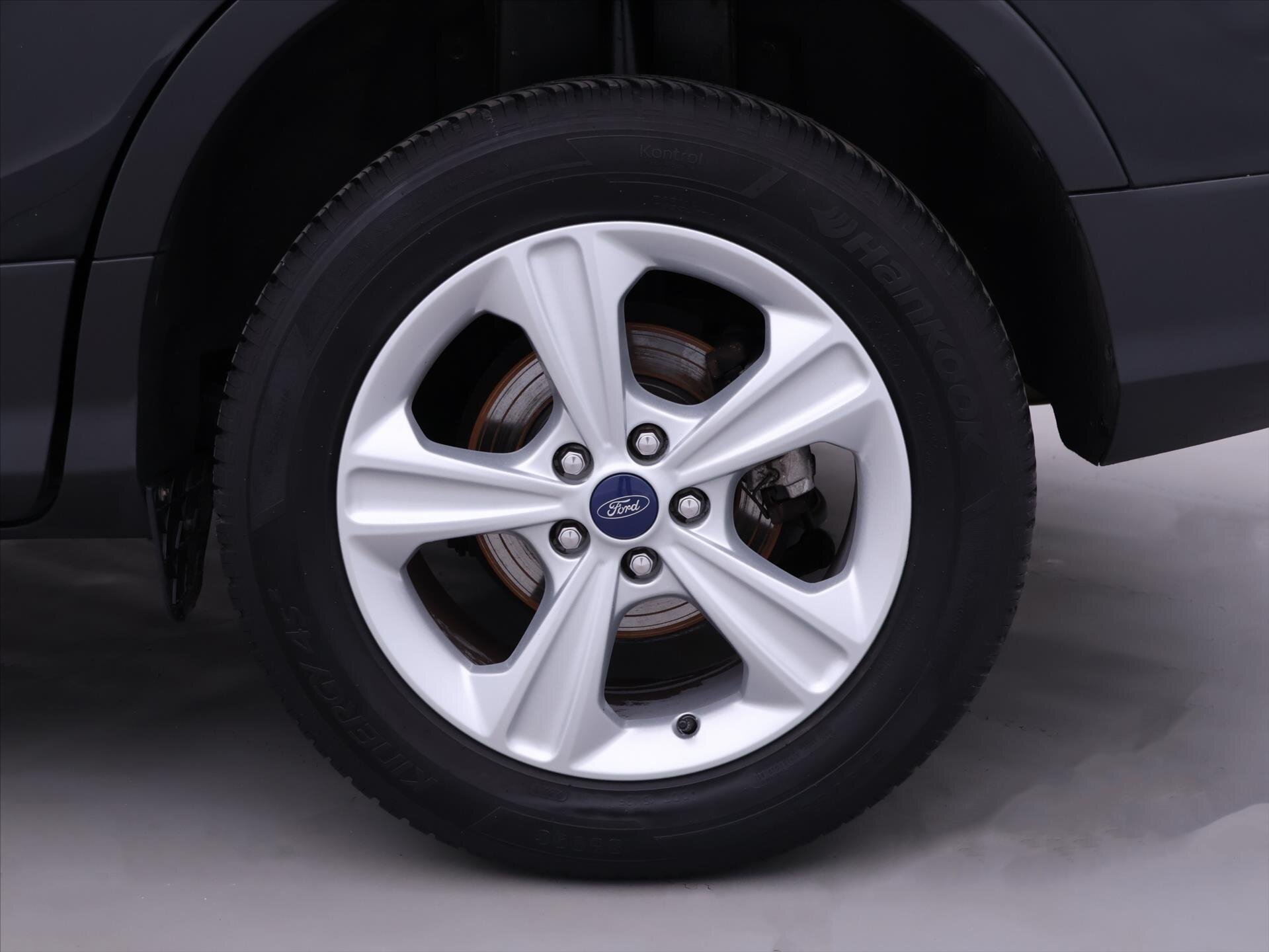 Ford Kuga SUV / Terénní 2,0 l 103 kw