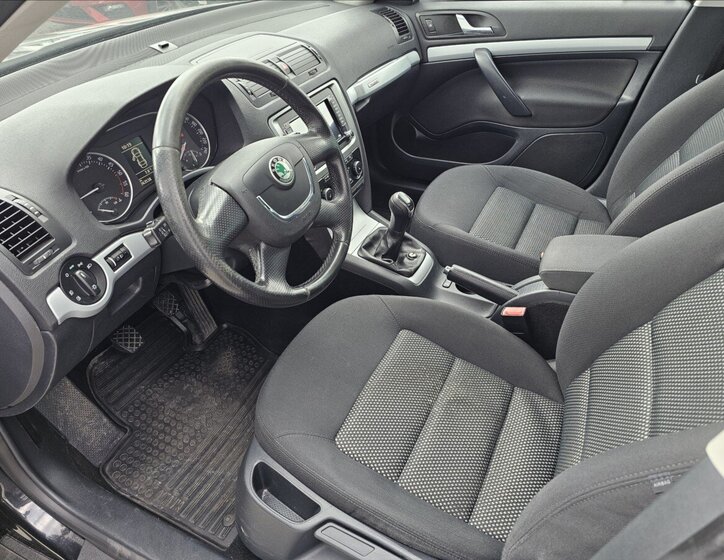 Škoda Octavia Kombi 2,0 l 103 kw