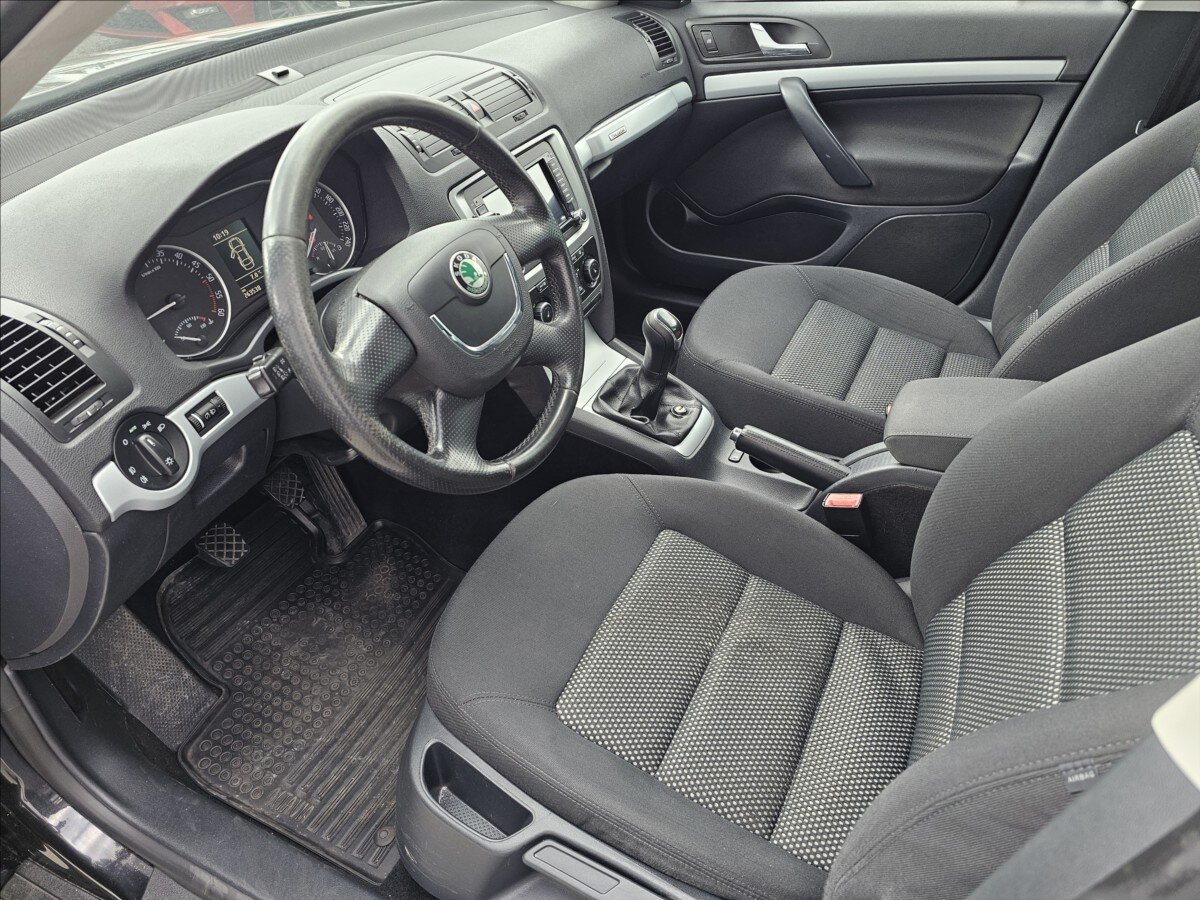 Škoda Octavia Kombi 2,0 l 103 kw