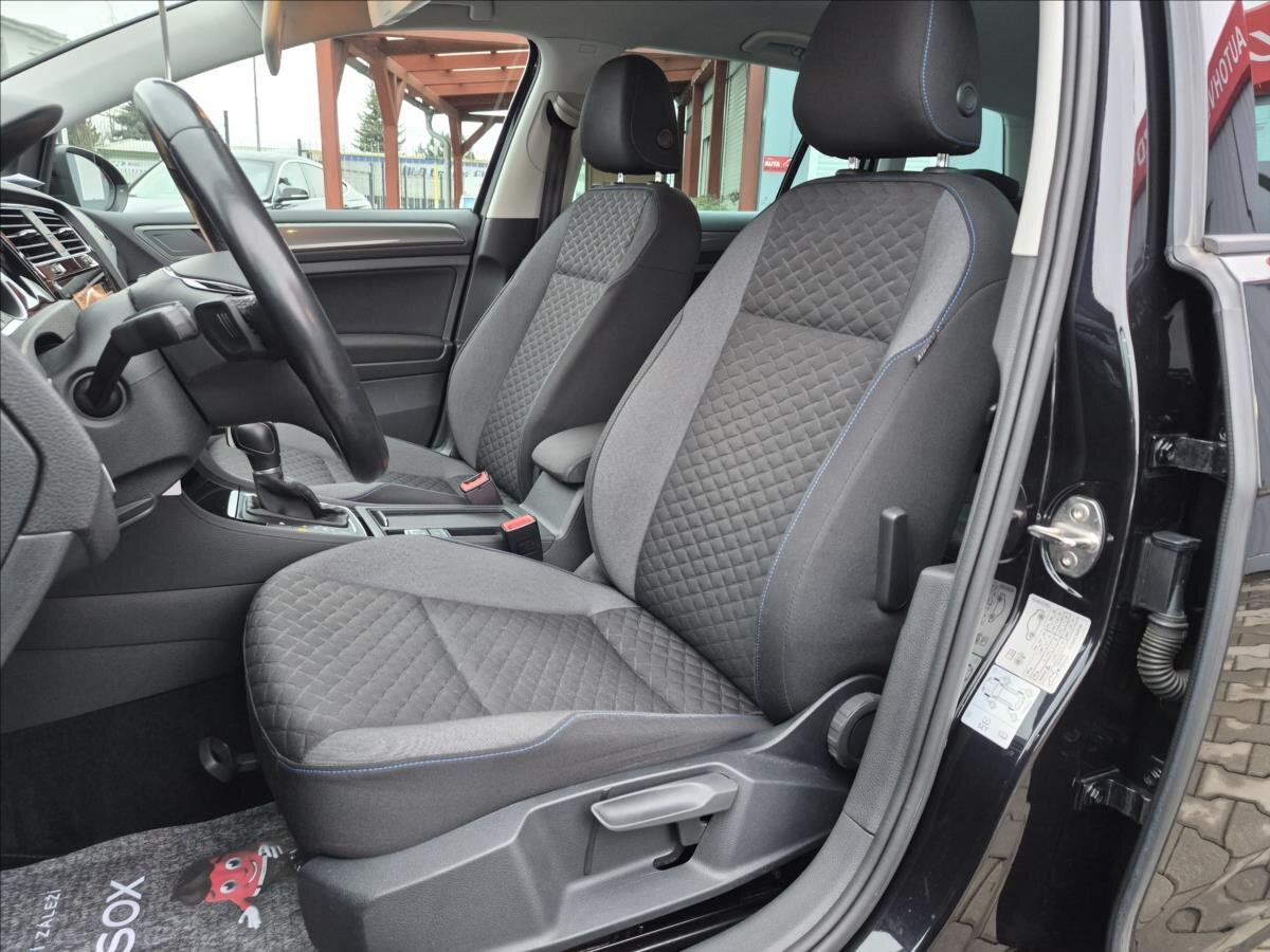 Volkswagen Golf Kombi 1,5 l 110 kw