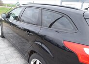 Ford Focus Kombi 998,0 92 kw