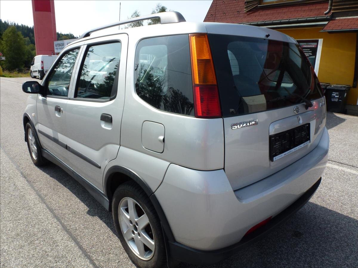 Suzuki Ignis Kombi 1,5 l 73 kw