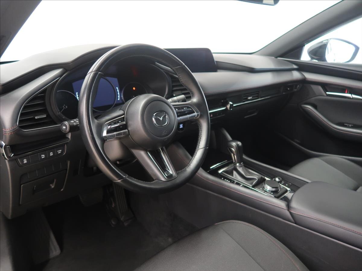Mazda 3 Hatchback 2,0 l 110 kw