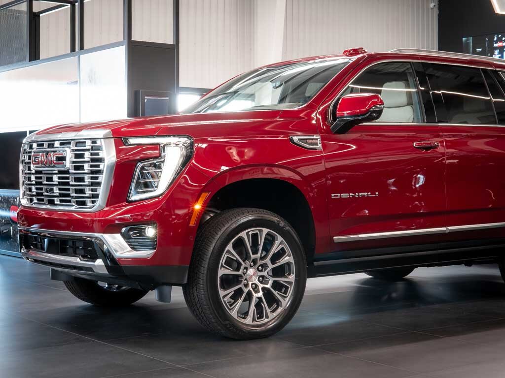 GMC Yukon SUV 6,2 l 313 kw