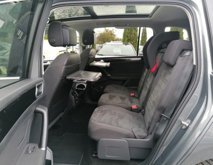 Volkswagen Touran 11