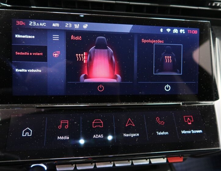 Peugeot 308 Hatchback 1,2 l 96 kw