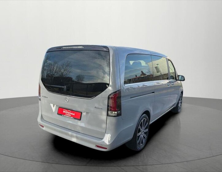 Mercedes-Benz Třídy V 7