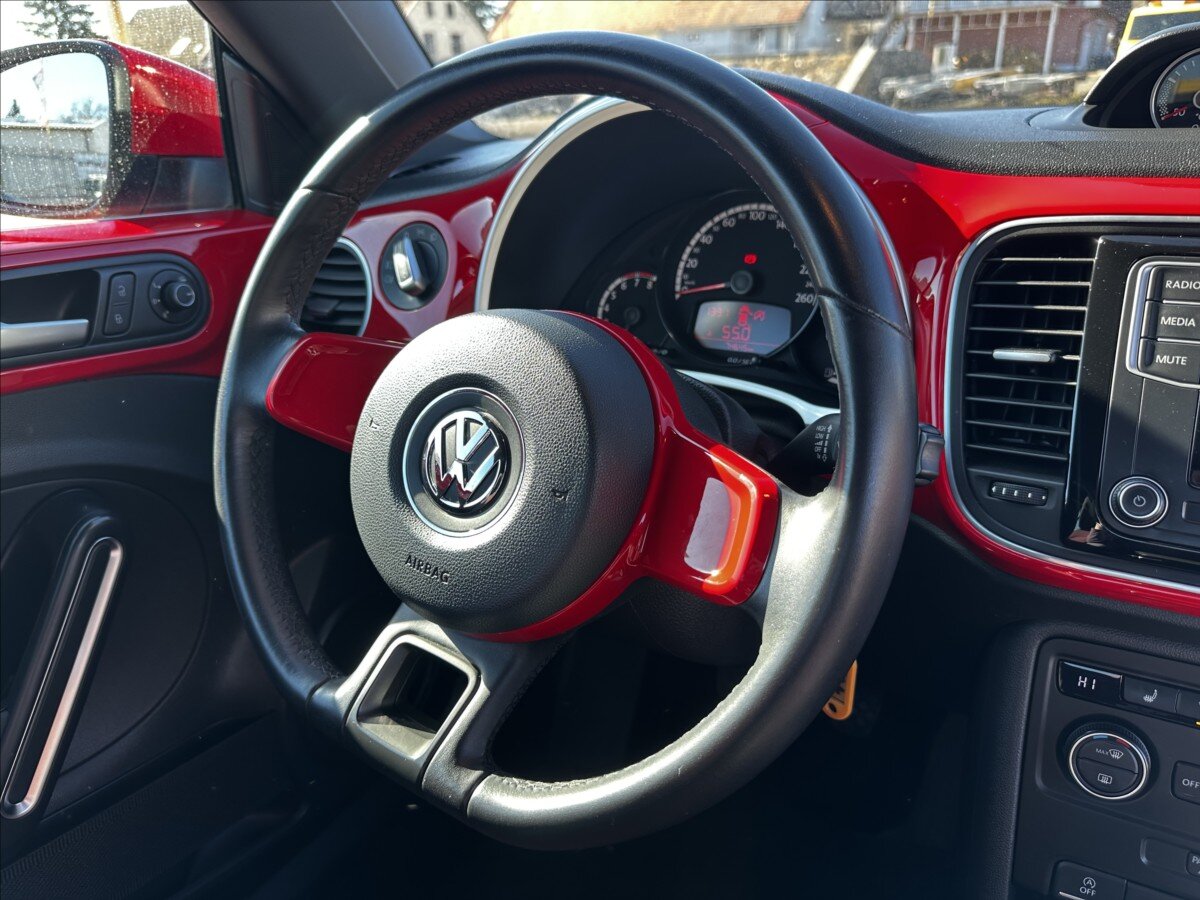 Volkswagen Beetle Hatchback 1,2 l 77 kw