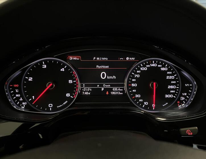 Audi A8 14