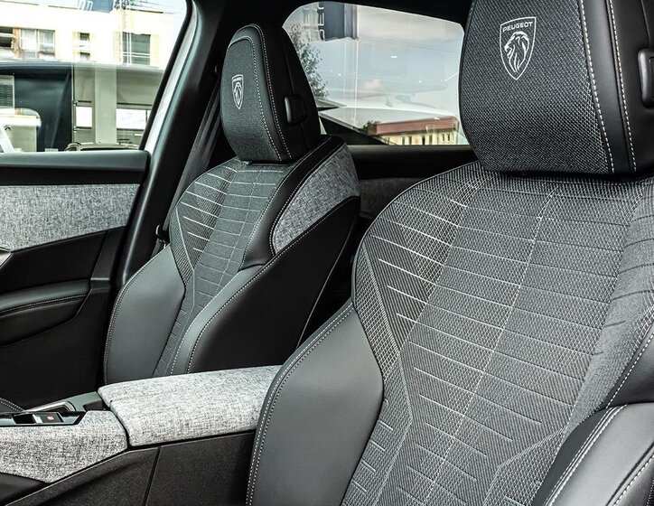 Peugeot 3008 SUV 1,2 l 105 kw