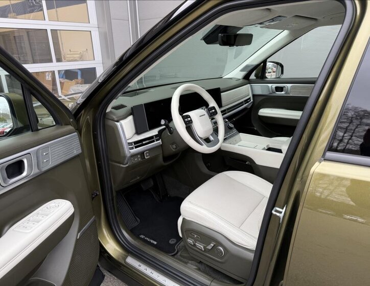 Hyundai Santa Fe SUV 1,6 l 187 kw