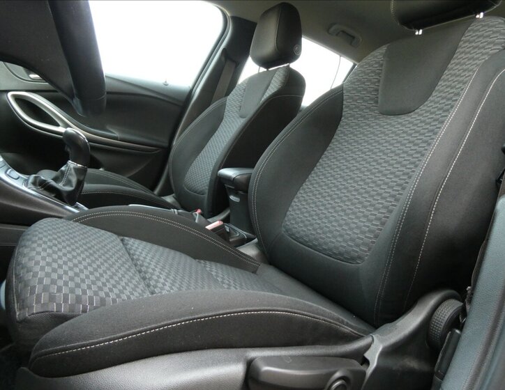 Opel Astra Hatchback 1,6 l 81 kw