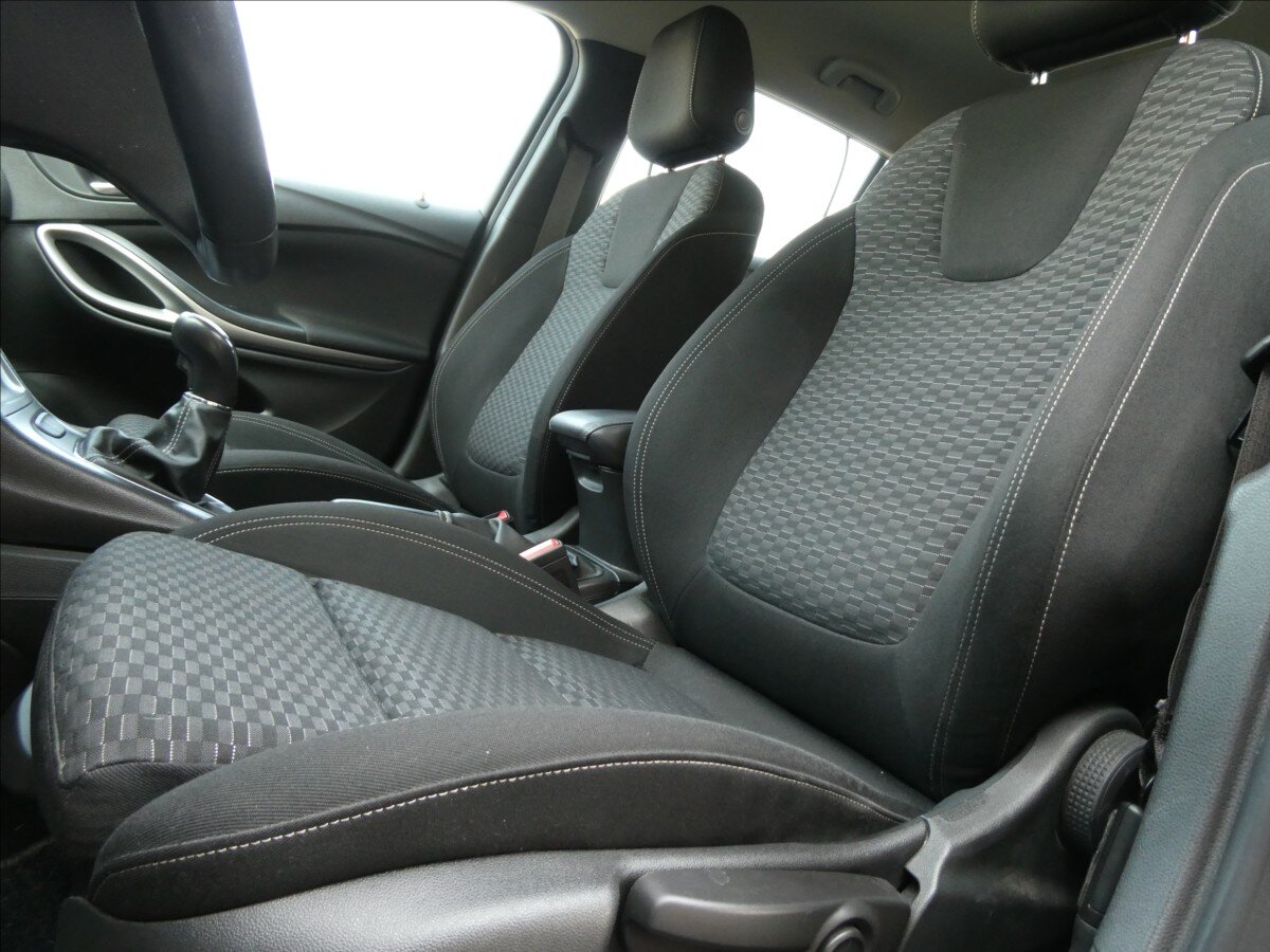 Opel Astra Hatchback 1,6 l 81 kw