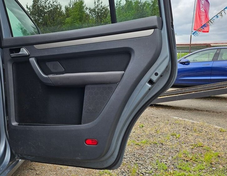 Volkswagen Touran 15