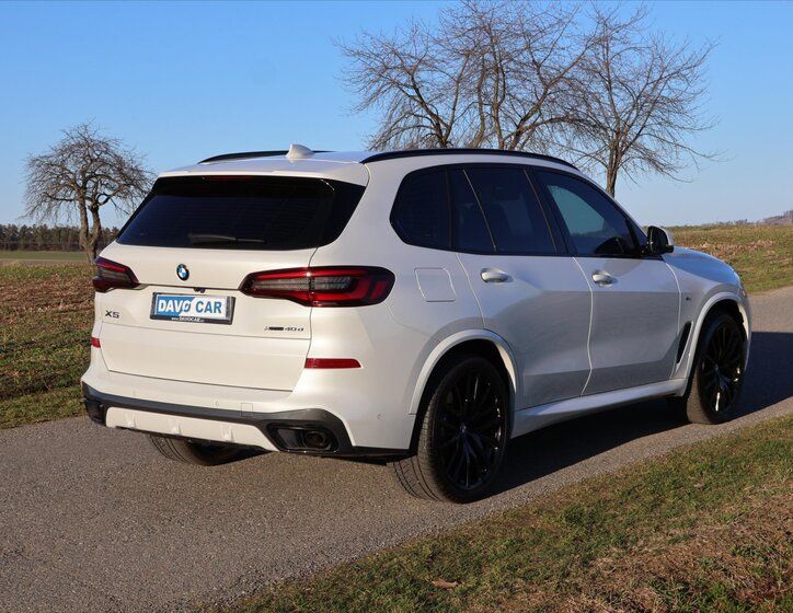 BMW X5 SUV / Terénní 3,0 l 250 kw