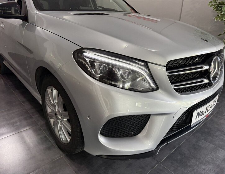 Mercedes-Benz GLE SUV / Terénní 4,7 l 335 kw
