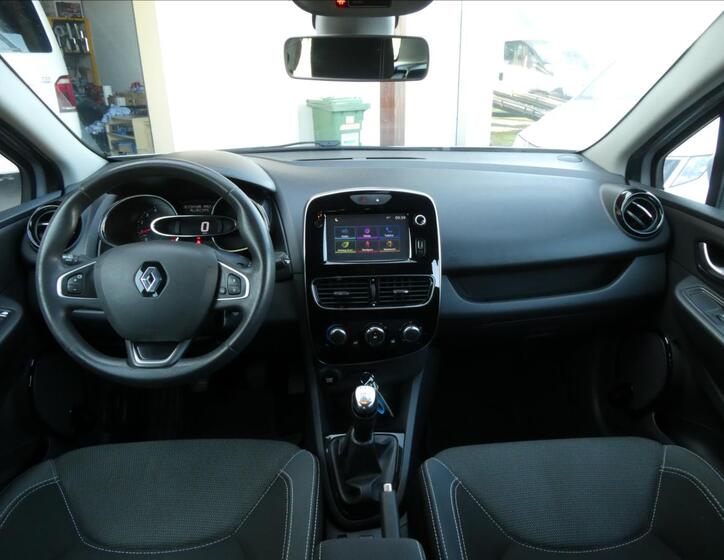 Renault Clio 23