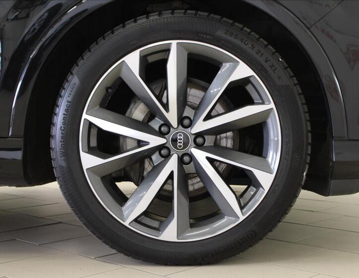 Audi Q7 33
