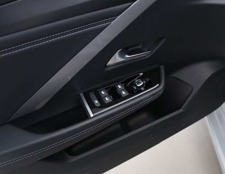 Opel Astra Hatchback 1,2 l 96 kw