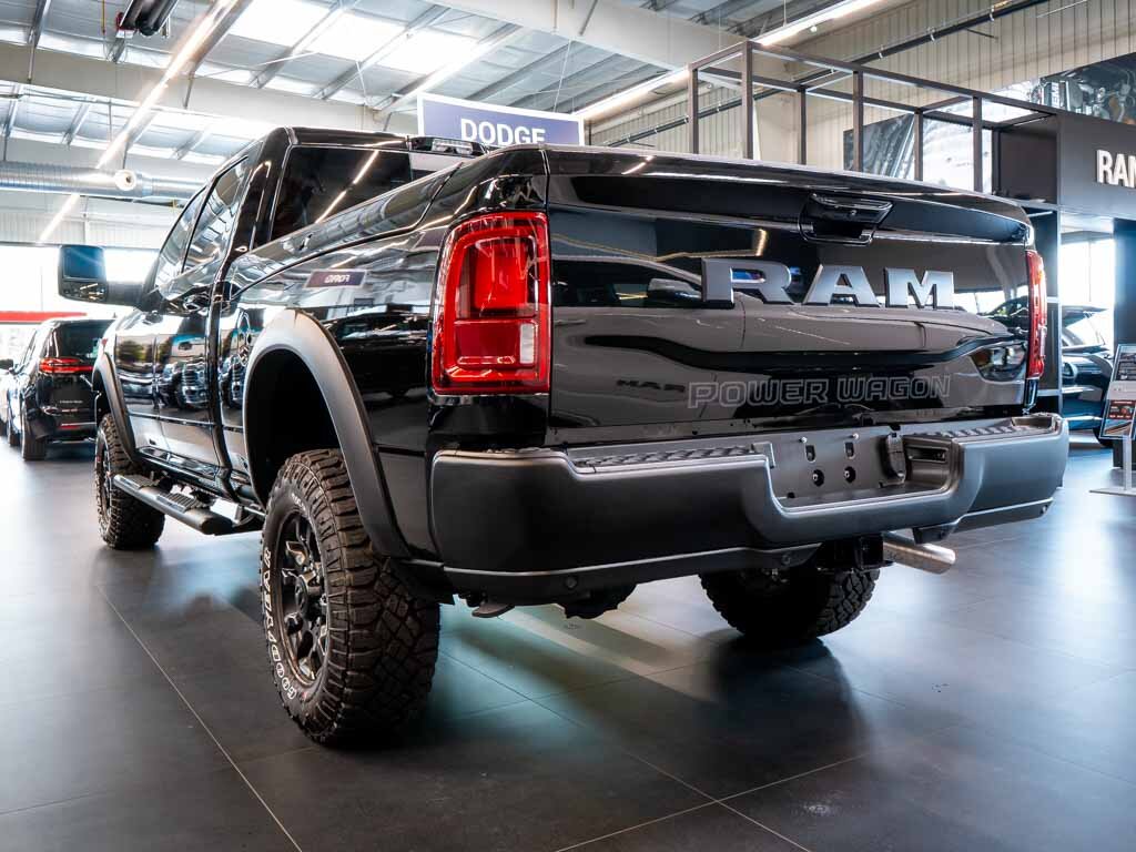 Dodge RAM Pick-up 6,4 l 306 kw