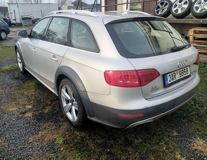 Audi A4 Kombi 2,0 l 125 kw