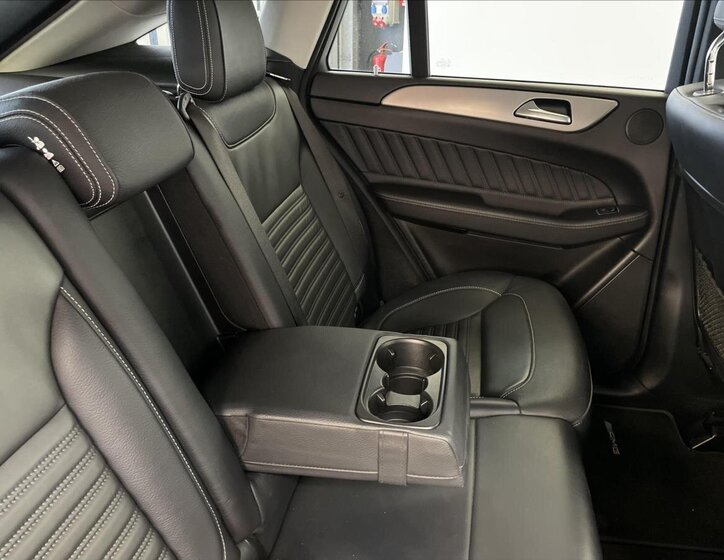 Mercedes-Benz GLE 22