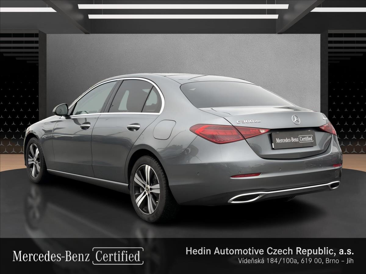 Mercedes-Benz Třídy C Sedan / Limuzína 2,0 l 145 kw
