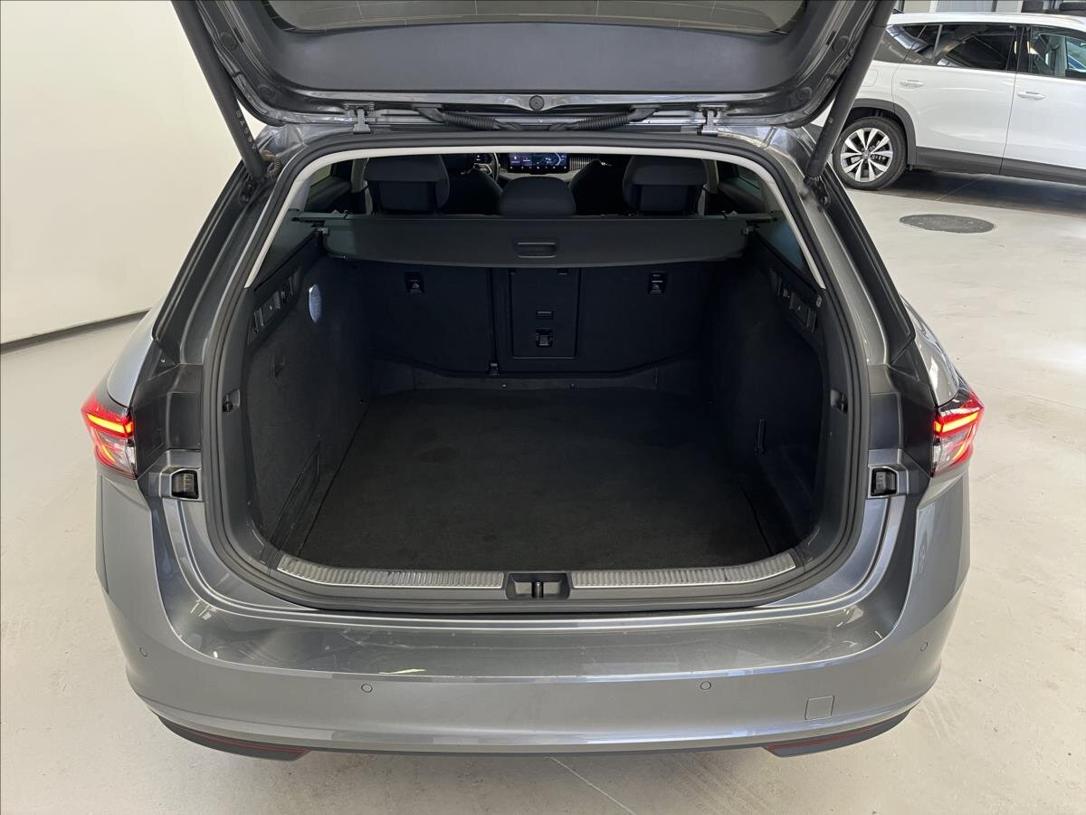 Škoda Superb Kombi 2,0 l 110 kw